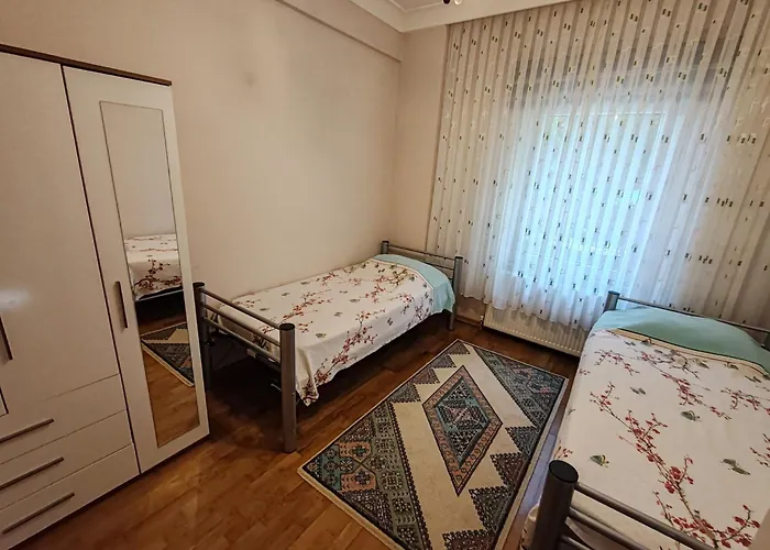 Garden Floor Flat In A Beachfront Complex With A Pool Gümüşyaka